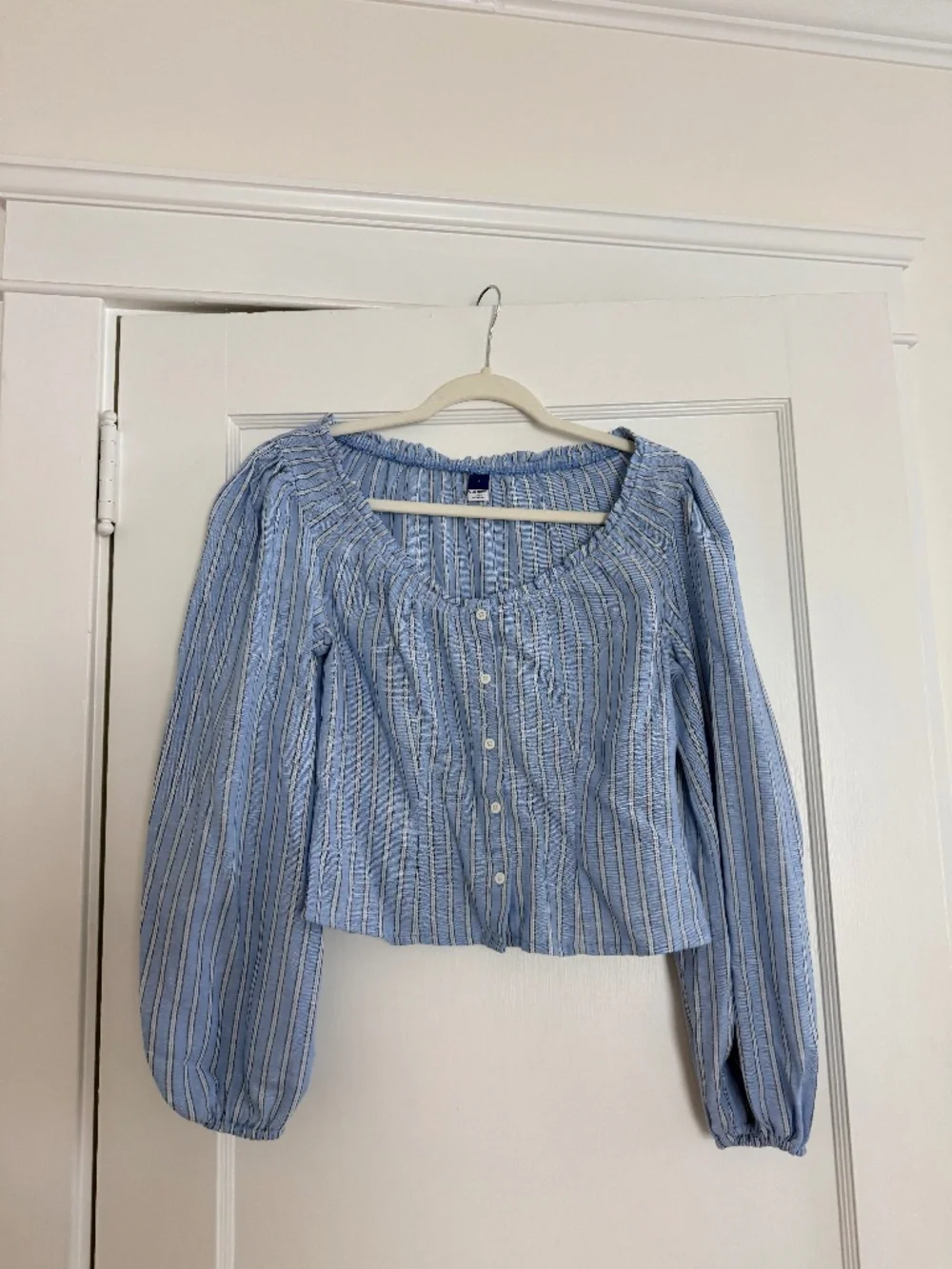 Old navy crop blouse